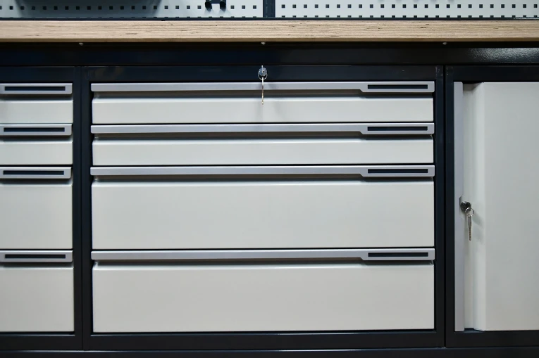 Рабочее место MCN 2052.S2299.22-2FR купить в Рабочее место MCN 2052.S2299.22-2FR купить в