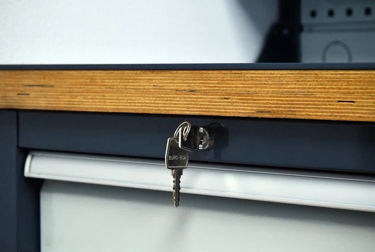 Верстак FBK 205.57.4 купить в Верстак FBK 205.57.4 купить в