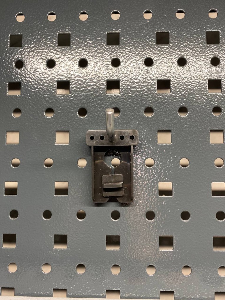 Крючок 38 мм купить в Крючок 38 мм купить в